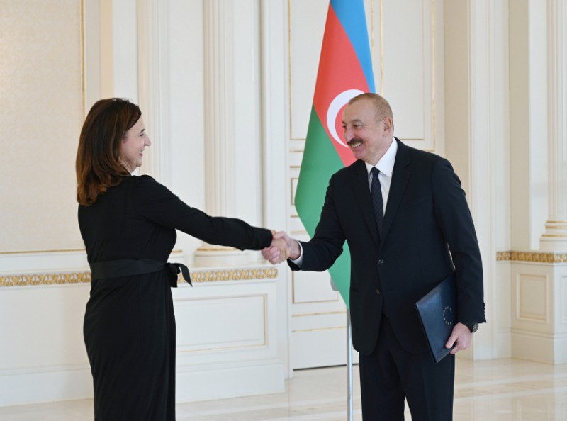 İlham Əliyev Mariyana Kuyundziçin etimadnaməsini qəbul edib
