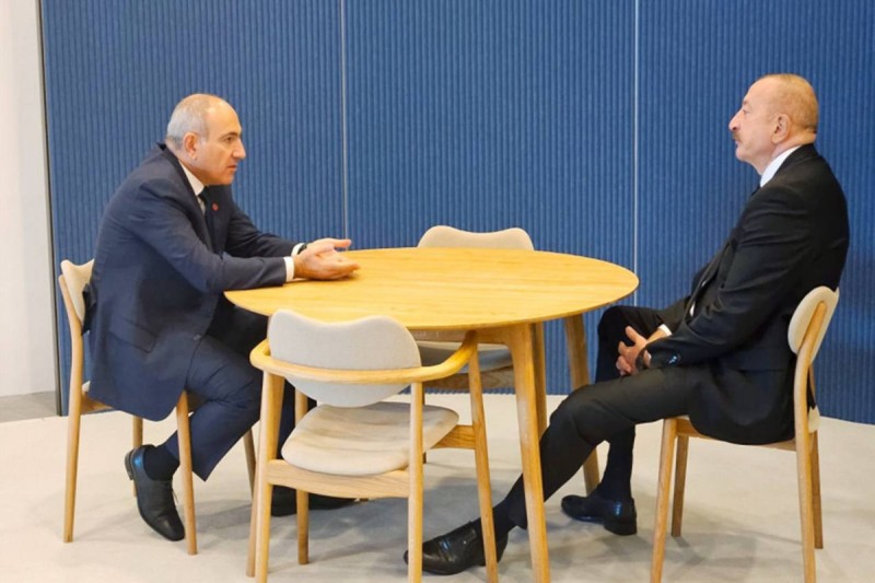 Paşinyan: Azərbaycan Prezidenti ilə müntəzəm təmaslarımız var
