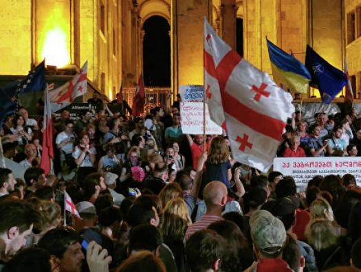 Tiflisdə 14 aksiya iştirakçısı SAXLANILDI