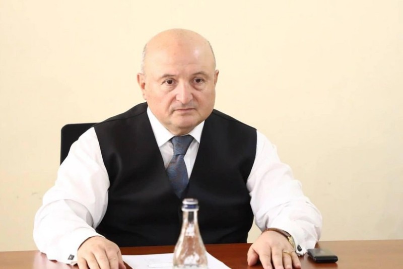 Gümrü meri həbs edildi