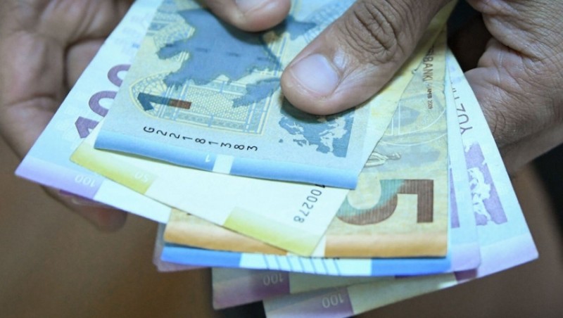 Azərbaycanda gələn il yaşayış minimumu və ehtiyac meyarı 300 manat olacaq