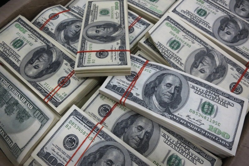 Azərbaycanın valyuta ehtiyatları 80 milyard dolları keçib