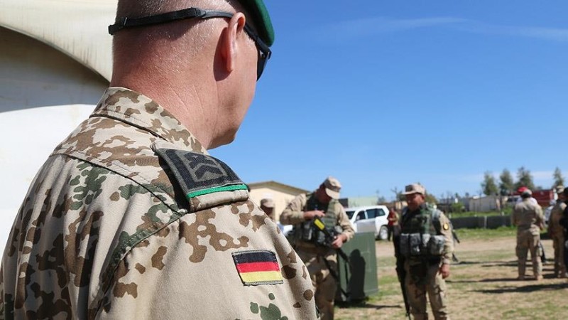 Almaniyada hərbi xidmətin modernləşdirilməsi qanun layihəsi müzakirəyə çıxarılıb
