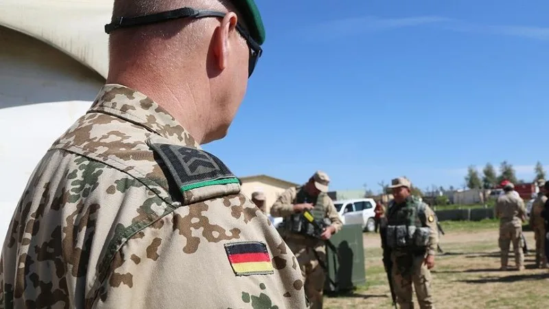 Almaniyada hərbi xidmətin modernləşdirilməsi qanun layihəsi müzakirəyə çıxarılıb