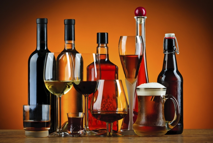Nazirlikdən alkoqollu içkilərlə bağlı QƏRAR