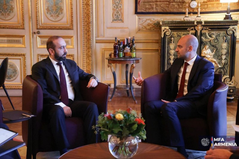Mirzoyan Fransa XİN rəhbəri ilə Vaşinqton razılaşmasını müzakirə etdi