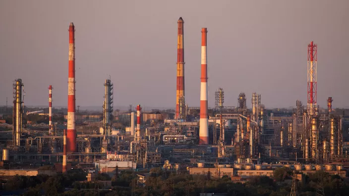Rosneft və Lukoyl”a qarşı SANKSİYA: Brent markalı neft 3 faiz bahalaşdı