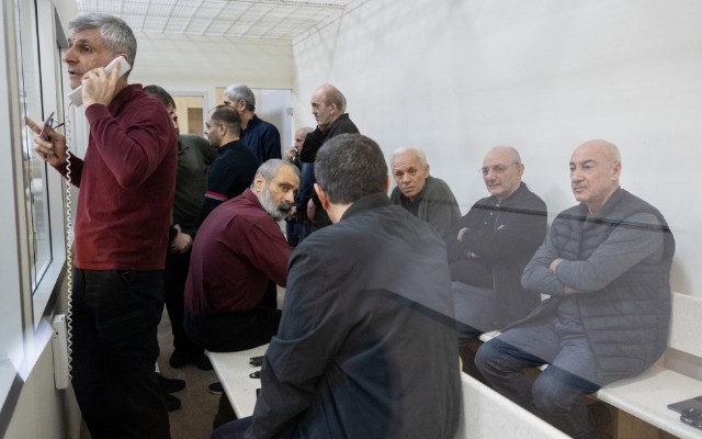 MƏHKƏMƏ: Azərbaycan dilində “sizin hamınızı öldürəcəyik” deyib 