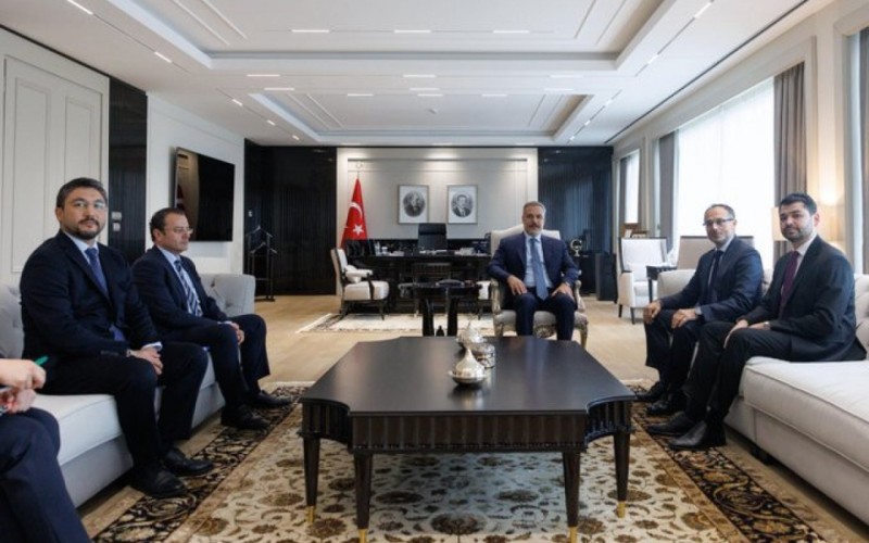 Hakan Fidan TÜRKPA-nın Baş katibini qəbul etdi