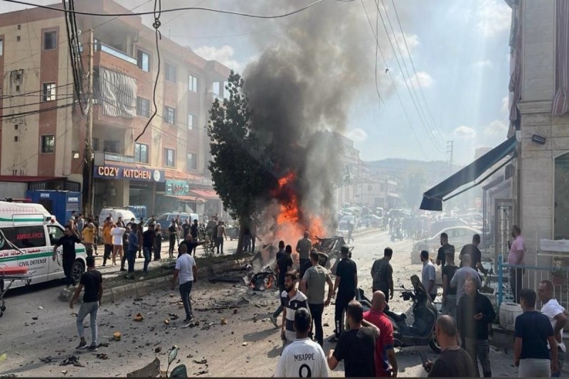 İsrail PUA-sı Livanda avtomobilə zərbə endirib, ölən var - FOTO - YENİLƏNİB