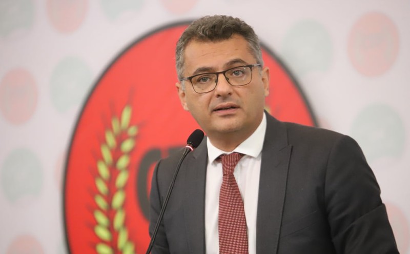 Erhürman: “Türkiyə Cümhuriyyəti adanın tamamının qarantıdır