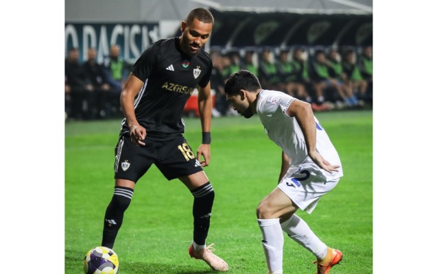 Qarabağ Şamaxı ilə oyunda xal itirdi