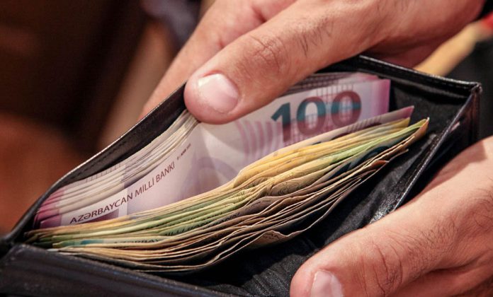 Bu işçilərin maaşları artırıldı