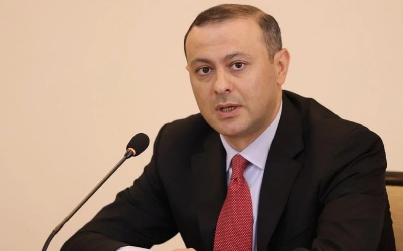 Qriqoryan Moskvaya gedəcək