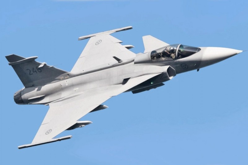 İsveç Ukraynada Gripen qırıcılarının istehsal edəcək zavod açmağa hazırlaşır