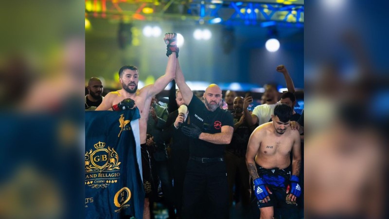 Alim Nəbiyevin MMA-də növbəti qələbəsi: 1-ci raundda nakaut - FOTO