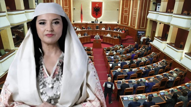 Dünyanın ilk süni intellekt naziri hamilədir
