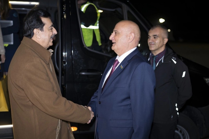 Pakistan Senatının sədri Azərbaycana gəldi