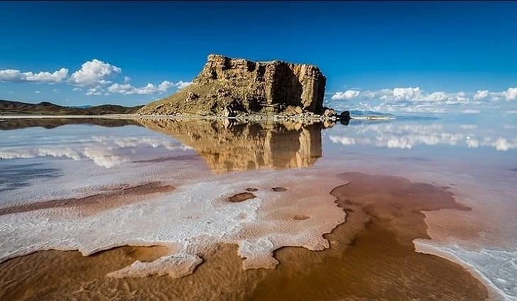 İran parlamenti Urmiya gölünün qurumasını tənqid etdi