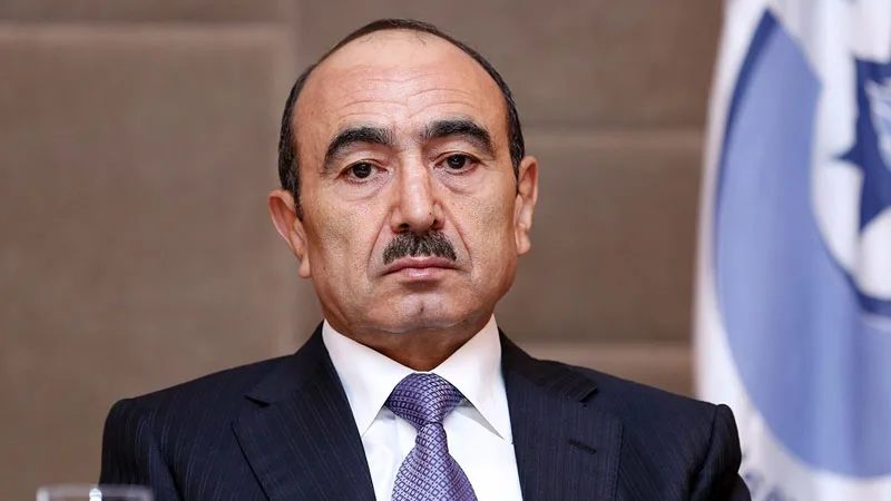 Əli Həsənov haradadır? - Özü AÇIQLADI