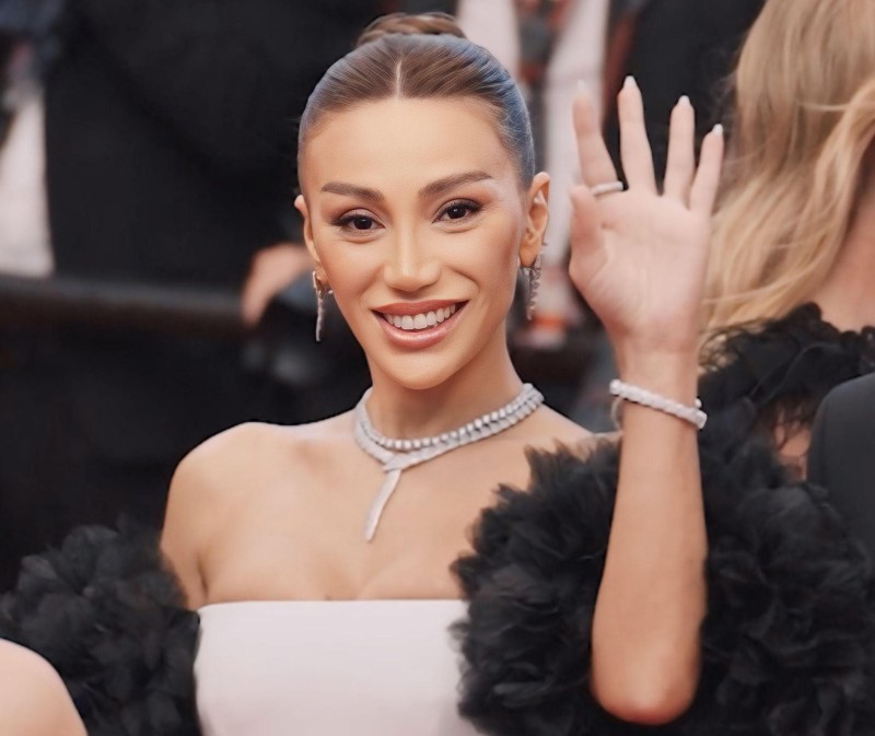 Röya keçmiş ərindən DANIŞDI: “Bir dəlinin əzabını çəkirik”