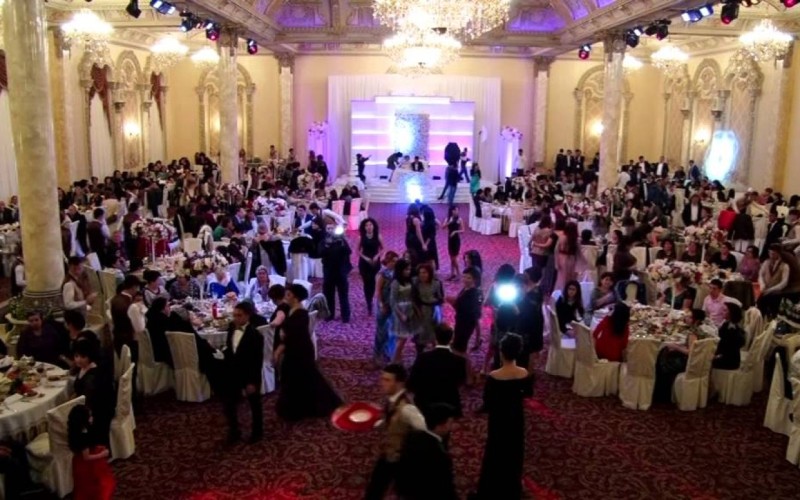 Azərbaycanda toy yasa döndü