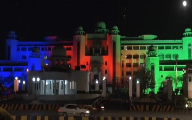 Pakistandan Azərbaycana Zəfər Günü jesti... - VİDEO