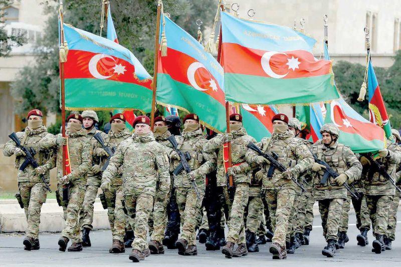 Naxçıvanda Zəfər Günü ilə bağlı hərbçilərin yürüşü keçirilir