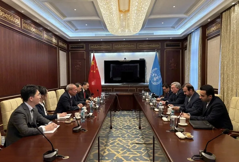 Tehranın nüvə dosyesi ilə bağlı məsləhətləşmələr aparıldı