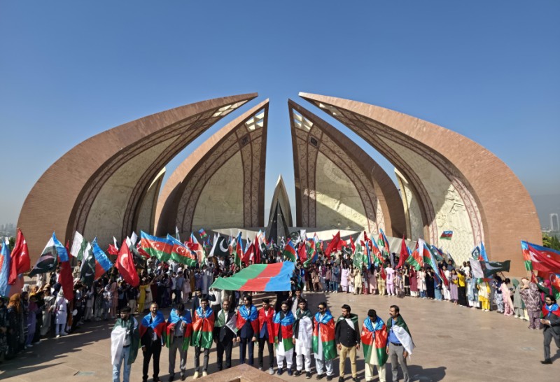 Pakistanda Zəfər Günü ilə əlaqədar yürüş keçirildi