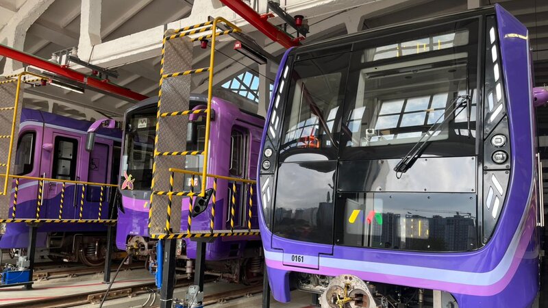 Bakı metropoliteni xətlərində daha 15 yeni vaqon istismara buraxıldı