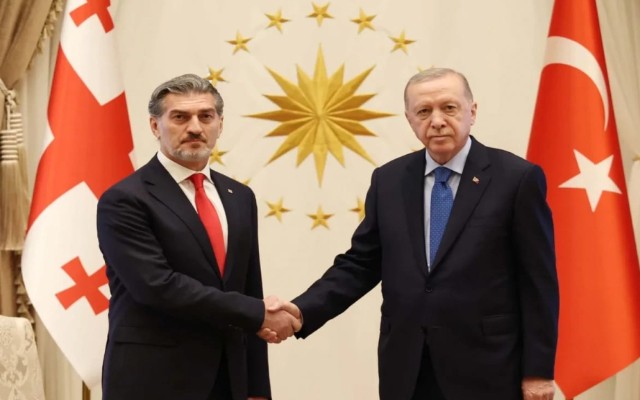 Ərdoğan Kobaxidzeyə təşəkkür etdi