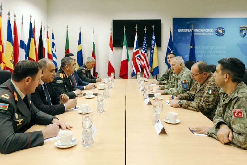 Zakir Həsənov Aİ-nin Bosniya və Hersoqovinadakı Türk kontingentini ziyarət edib