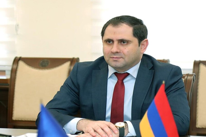 Papikyan: Ordu yalnız müdafiə məqsədilə istifadə olunacaq