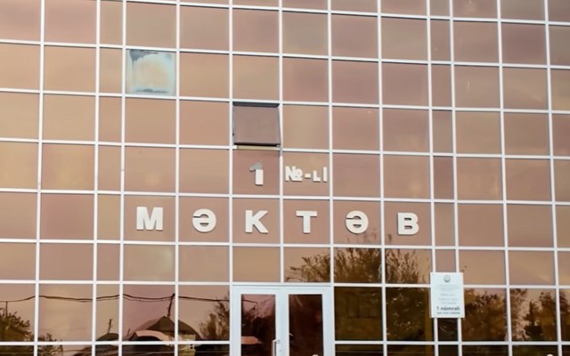 Məktəbli qızın kəmərlə bağlanaraq döyülməsi xəbəri ilə bağlı AÇIQLAMA