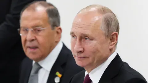 Putin TŞ-nin müşavirəsini keçirib, Lavrov müşavirəyə qatılmayıb