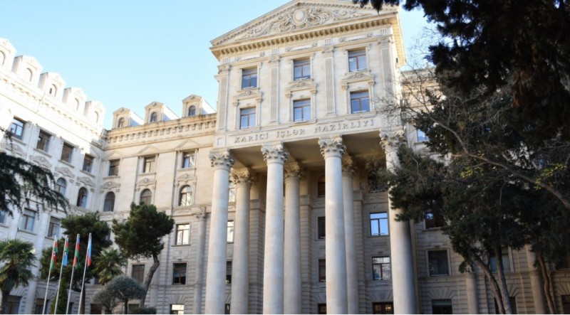 XİN: Ukraynada Azərbaycana aid strukturlara Rusiyanın raket hücumlarının məqsədli olması barədə suallar yaranır