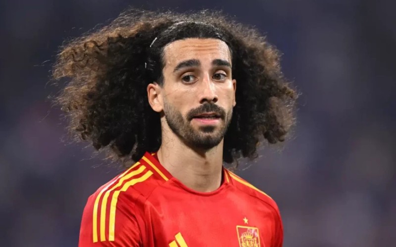 Dünya çempionu olsaq, saçımı kəsdirərəm - Kukurelya