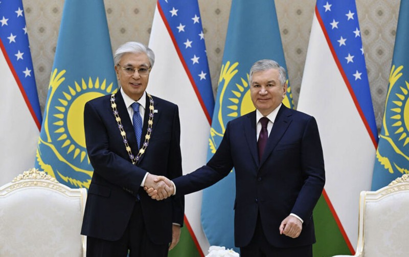 Tokayevi “Dostluq” ordeni ilə təltif etdi