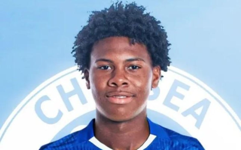 Çelsi 16 yaşlı futbolçu ilə razılaşdı