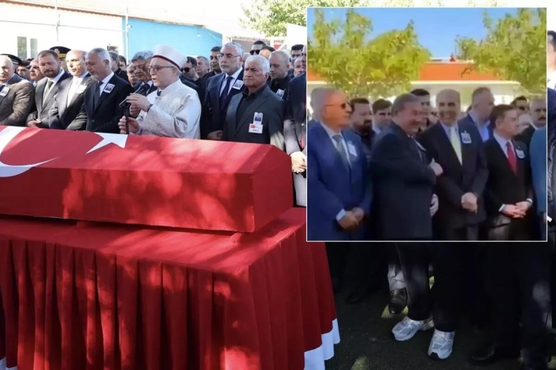 Türkiyədə şəhidin dəfnində gülən şəxslərin kimliyi bilindi