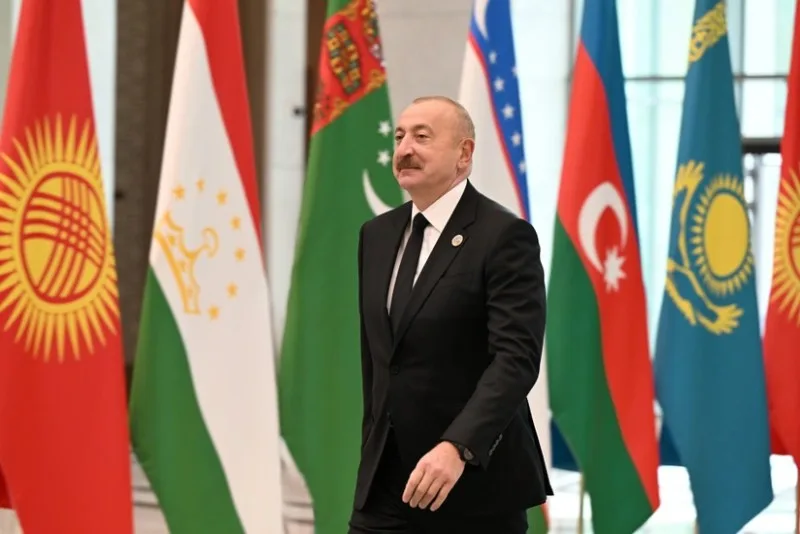 İlham Əliyev sosial şəbəkə hesablarında Özbəkistan səfərindən paylaşım edib