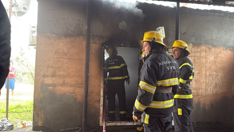 İmişlidə evin həyətində yanğın baş verib