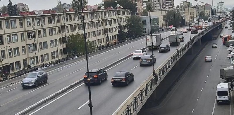 Bakının tıxaclı yolları - SİYAHI