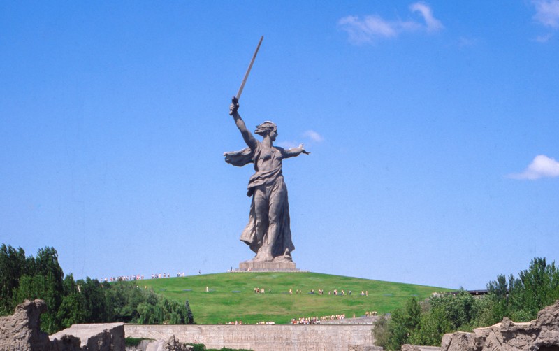 Şəhərin adını Stalinqrad edəcəklər