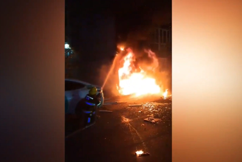 Bakıda obyektdə yanğın olub