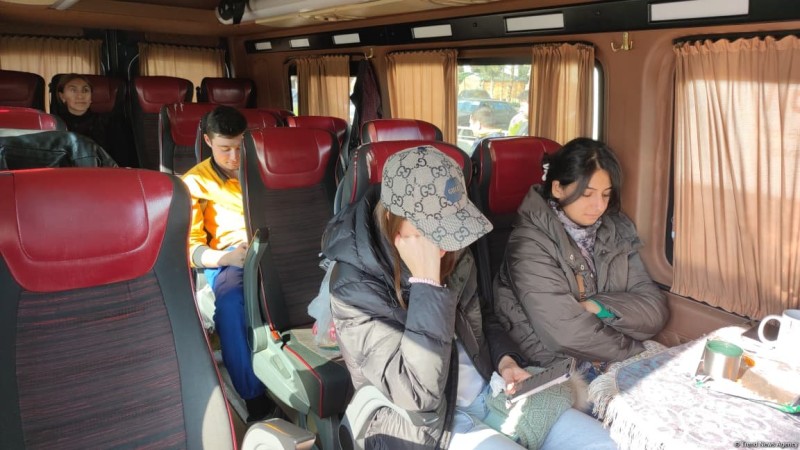 Vəngliyə növbəti köç karvanı yola salındı