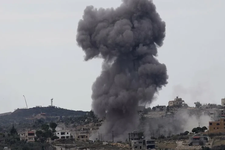 İsrail qırıcıları Hizbullahın bazalarını vurdu