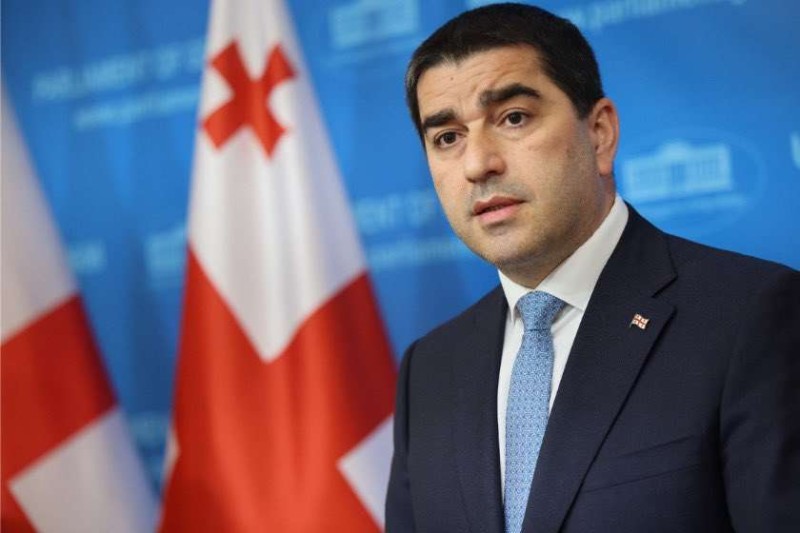 Papuaşvili: Ukrayna münaqişəni nə davam etdirə, nə də dayandıra bilər