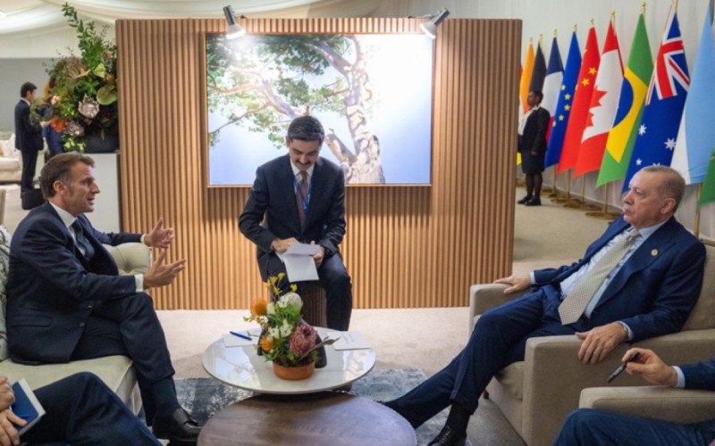 Ərdoğan Makronla görüşdü: Ukrayna müzakirəsi...